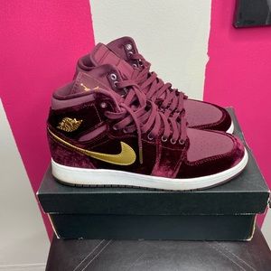 Jordan 1 Retro Heiress Night Maroon
